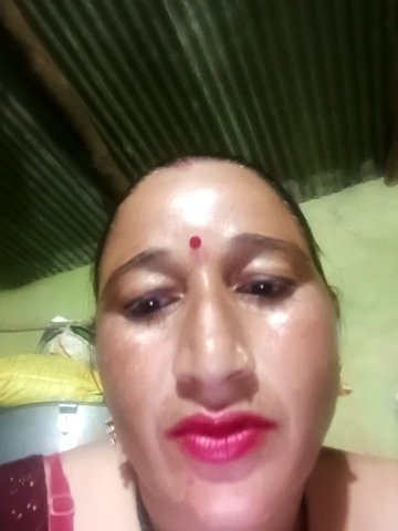 Haliya88 live cam screenshot female on Warez.Webcam — Live Cams & Adult Streams — screenshot #1